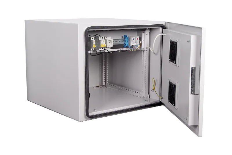 Телекоммуникационный шкаф ROXTON TR-066W