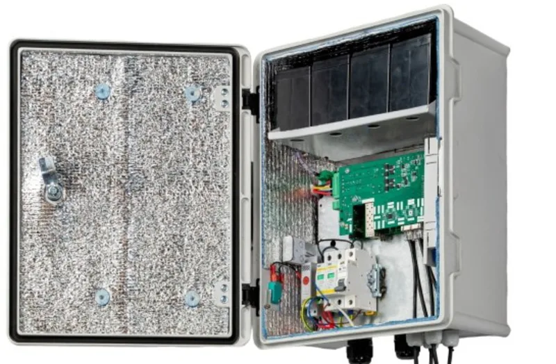 Телеком-Мастер Mastermann MM4GPoE-2SFP-UPS